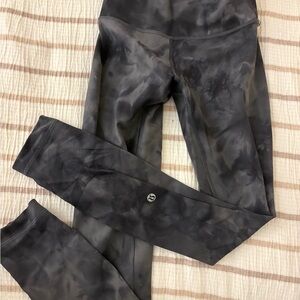Lululemon Diamond Dye Leggings